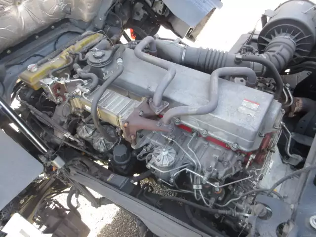 平成26年12月中古大型トラクタヘッド日野プロフィアの画像43