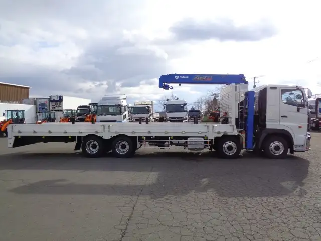 令和05年11月中古大型クレーン付日野プロフィアの画像4