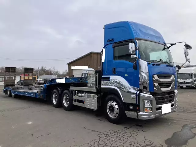 令和02年09月中古大型トラクタヘッドいすゞギガの画像3