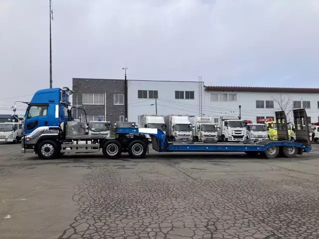 令和02年09月中古大型トラクタヘッドいすゞギガの画像8