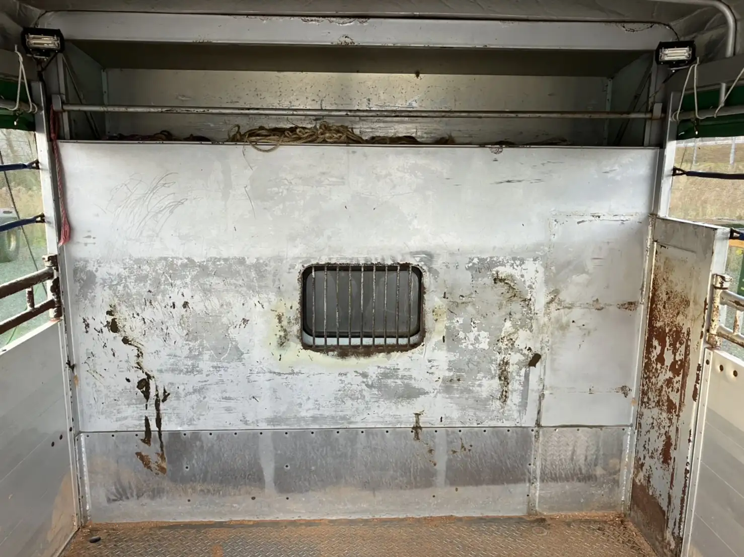 平成10年07月中古中型平ボディ三菱ふそうファイターの画像9