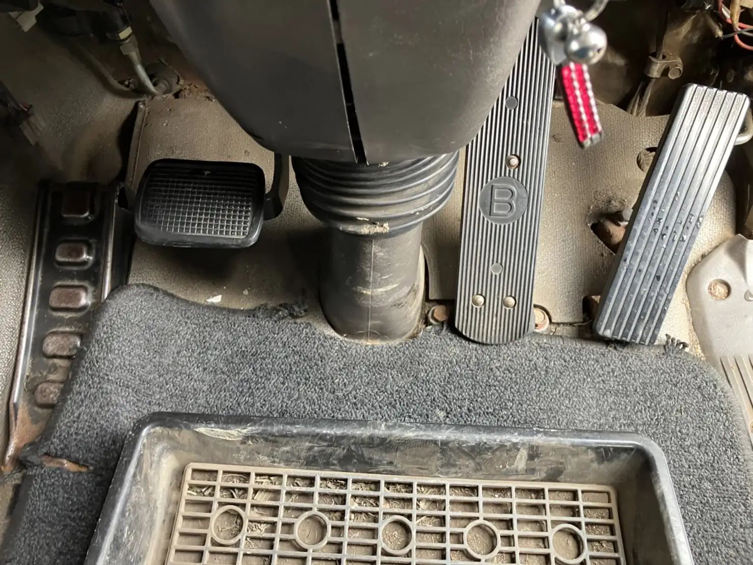 平成02年02月中古大型ダンプ三菱ふそう三菱の画像11