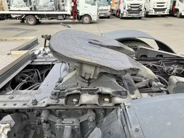 平成30年07月中古大型トラクタヘッドいすゞギガの画像11