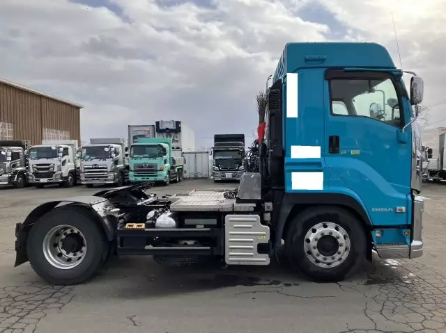 平成30年07月中古大型トラクタヘッドいすゞギガの画像4