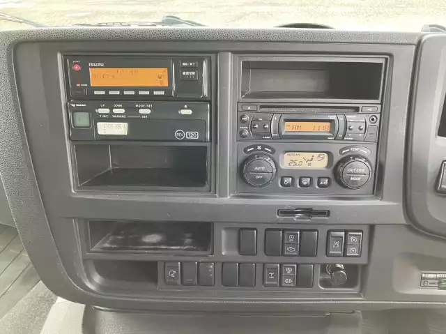 平成30年07月中古大型トラクタヘッドいすゞギガの画像33