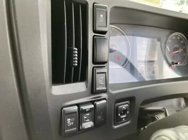 平成30年07月中古大型トラクタヘッドいすゞギガの画像35