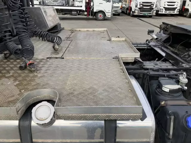 平成30年07月中古大型トラクタヘッドいすゞギガの画像9