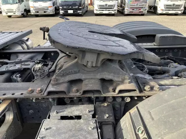 令和03年11月中古大型トラクタヘッド日野プロフィアの画像13