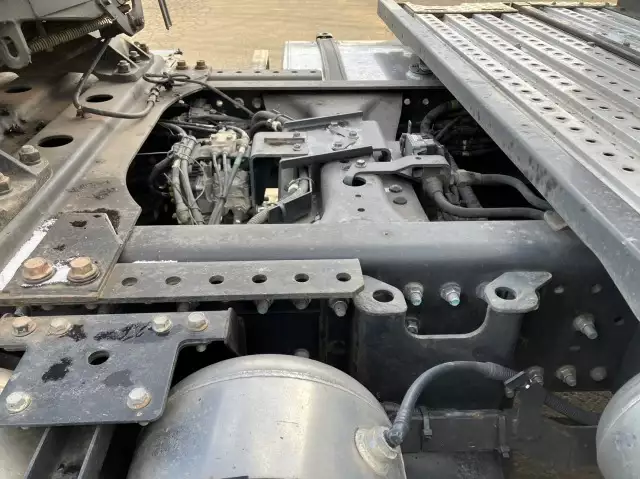 令和03年11月中古大型トラクタヘッド日野プロフィアの画像21