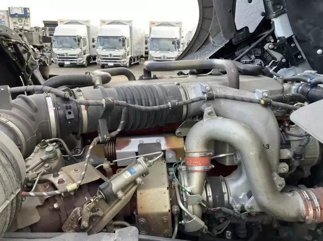 令和03年11月中古大型トラクタヘッド日野プロフィアの画像44