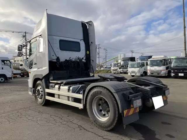 令和03年11月中古大型トラクタヘッド日野プロフィアの画像7