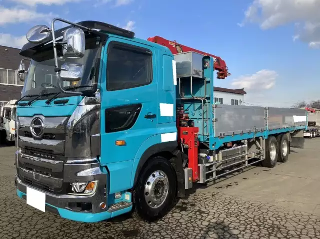 令和02年12月中古大型クレーン付日野プロフィアの画像1