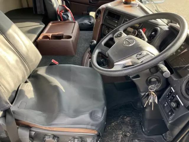 令和02年12月中古大型クレーン付日野プロフィアの画像42