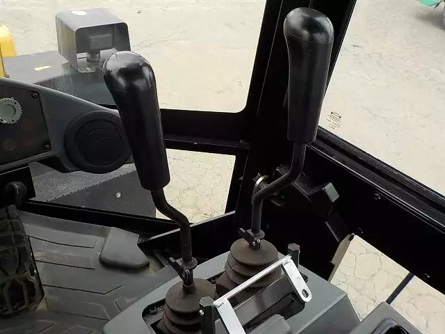 平成25年10月中古その他国内・その他キャタピラーの画像39