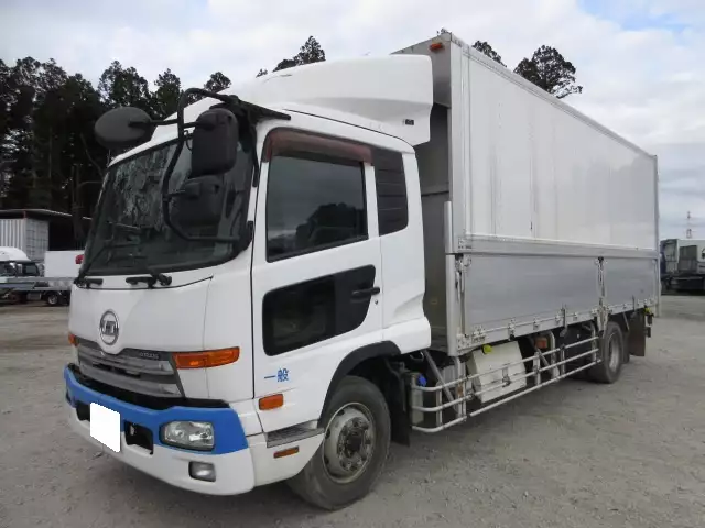 平成24年04月中古増トンアルミバン・ウィング日産UDUDトラックスの画像1