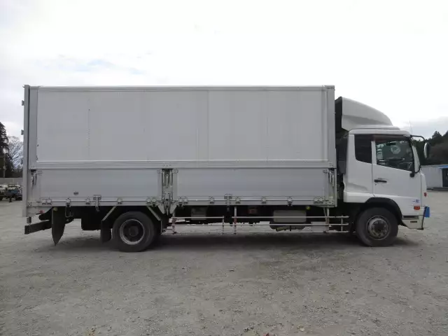 平成24年04月中古増トンアルミバン・ウィング日産UDUDトラックスの画像4