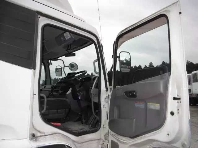 平成24年04月中古増トンアルミバン・ウィング日産UDUDトラックスの画像36