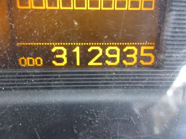 平成24年04月中古増トンアルミバン・ウィング日産UDUDトラックスの画像38