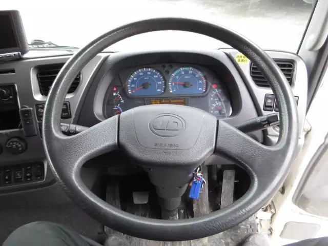 平成24年04月中古増トンアルミバン・ウィング日産UDUDトラックスの画像47