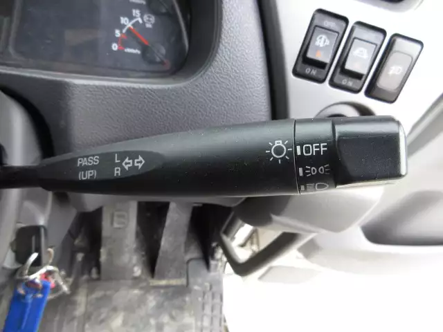 平成24年04月中古増トンアルミバン・ウィング日産UDUDトラックスの画像49