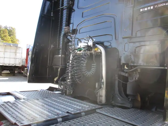 平成30年04月中古大型トラクタヘッドボルボボルボの画像20