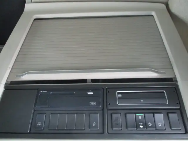 平成30年04月中古大型トラクタヘッドボルボボルボの画像32