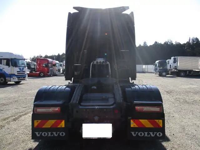 平成30年04月中古大型トラクタヘッドボルボボルボの画像6