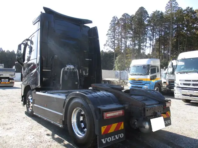 平成30年04月中古大型トラクタヘッドボルボボルボの画像7