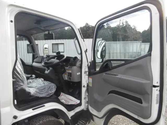 令和05年10月中古小型冷凍バン・ウィング三菱ふそう三菱の画像22