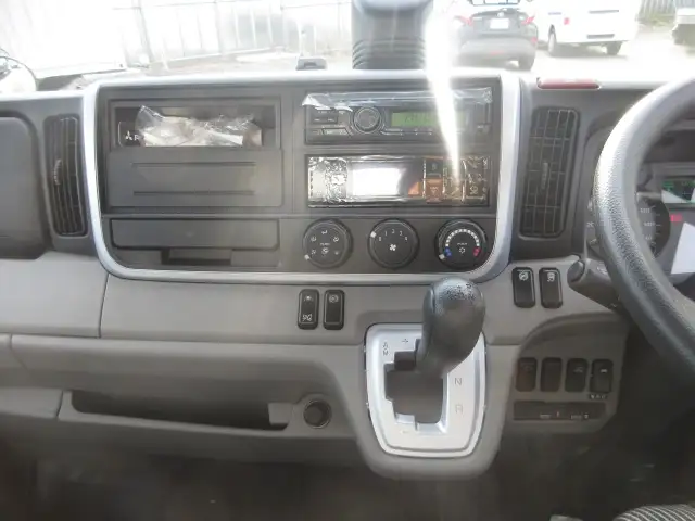 令和05年10月中古小型冷凍バン・ウィング三菱ふそう三菱の画像25