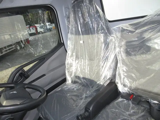 令和05年10月中古小型冷凍バン・ウィング三菱ふそう三菱の画像39