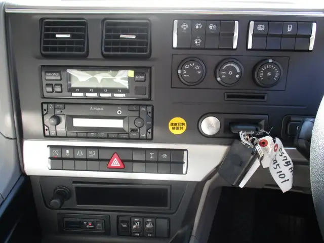 令和5年　三菱　4軸低床　冷蔵冷凍車　394馬力　AT　積載12,700㎏　菱重　2エバ　スタンバイ付の画像33