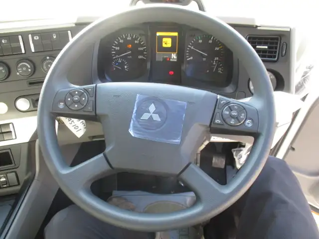 令和5年　三菱　4軸低床　冷蔵冷凍車　394馬力　AT　積載12,700㎏　菱重　2エバ　スタンバイ付の画像38