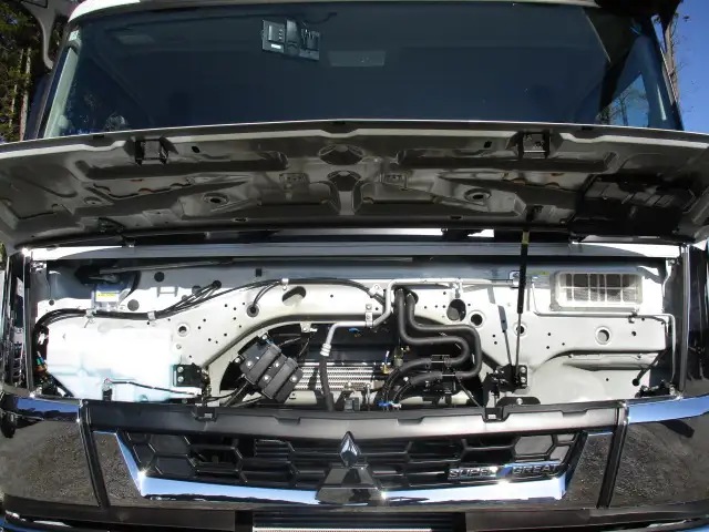 令和5年　三菱　4軸低床　冷蔵冷凍車　394馬力　AT　積載12,700㎏　菱重　2エバ　スタンバイ付の画像52