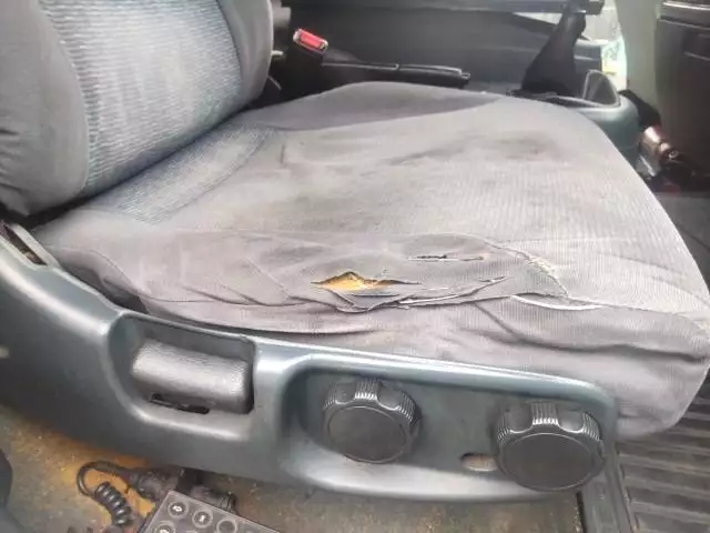 平成14年07月中古中型平ボディ日産UDコンドルの画像12