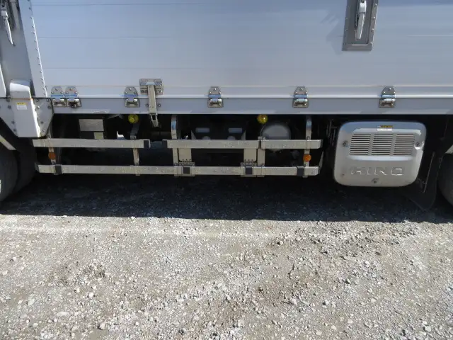 平成27年10月中古大型アルミバン・ウィング日野プロフィアの画像24