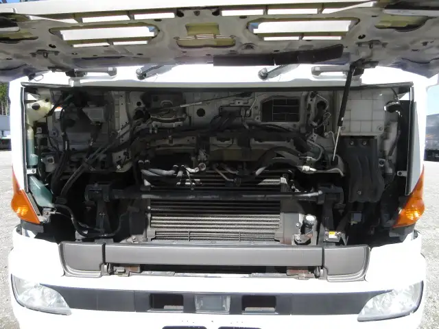 平成27年10月中古大型アルミバン・ウィング日野プロフィアの画像60