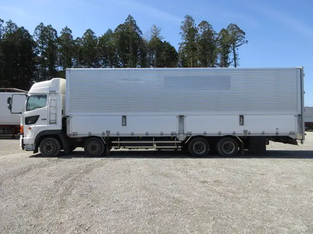 平成27年10月中古大型アルミバン・ウィング日野プロフィアの画像8