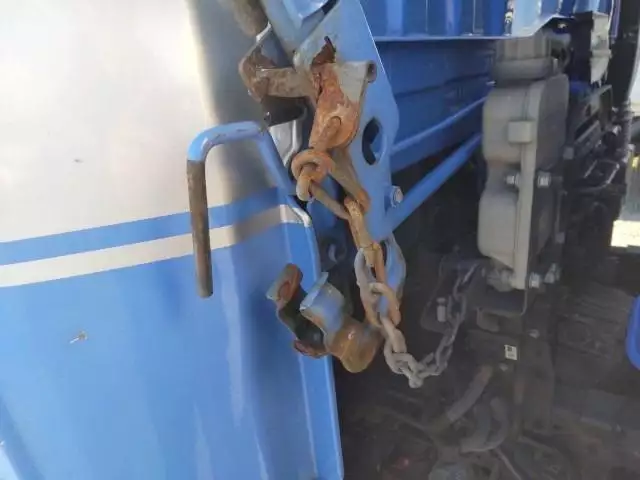 平成26年07月中古中型クレーン付三菱ふそうファイターの画像18