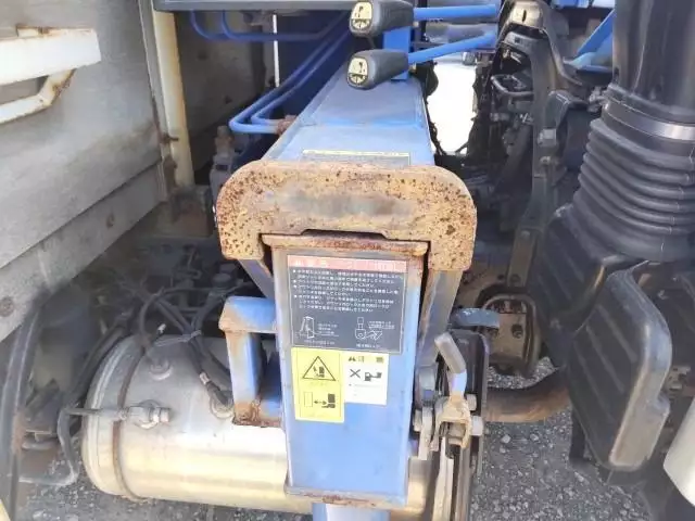 平成26年07月中古中型クレーン付三菱ふそうファイターの画像28