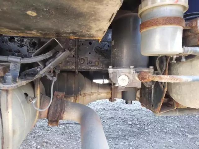 平成26年07月中古中型クレーン付三菱ふそうファイターの画像34