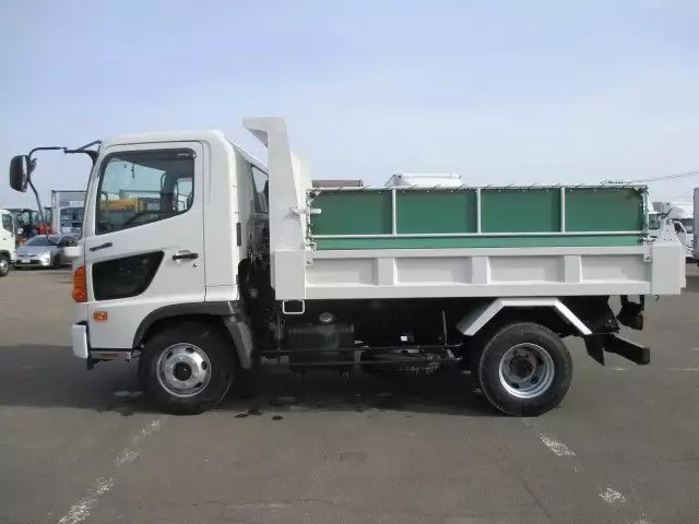 平成29年08月中古中型ダンプ日野日野の画像4