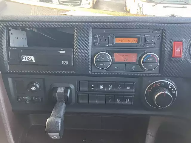 令和02年05月中古大型トラクタヘッド日野プロフィアの画像33