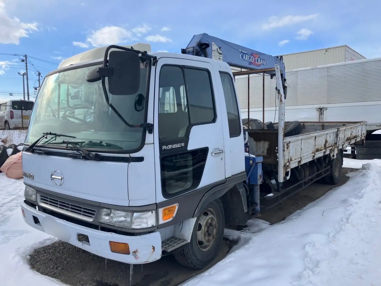 平成08年07月中古中型クレーン付日野レンジャーの画像1