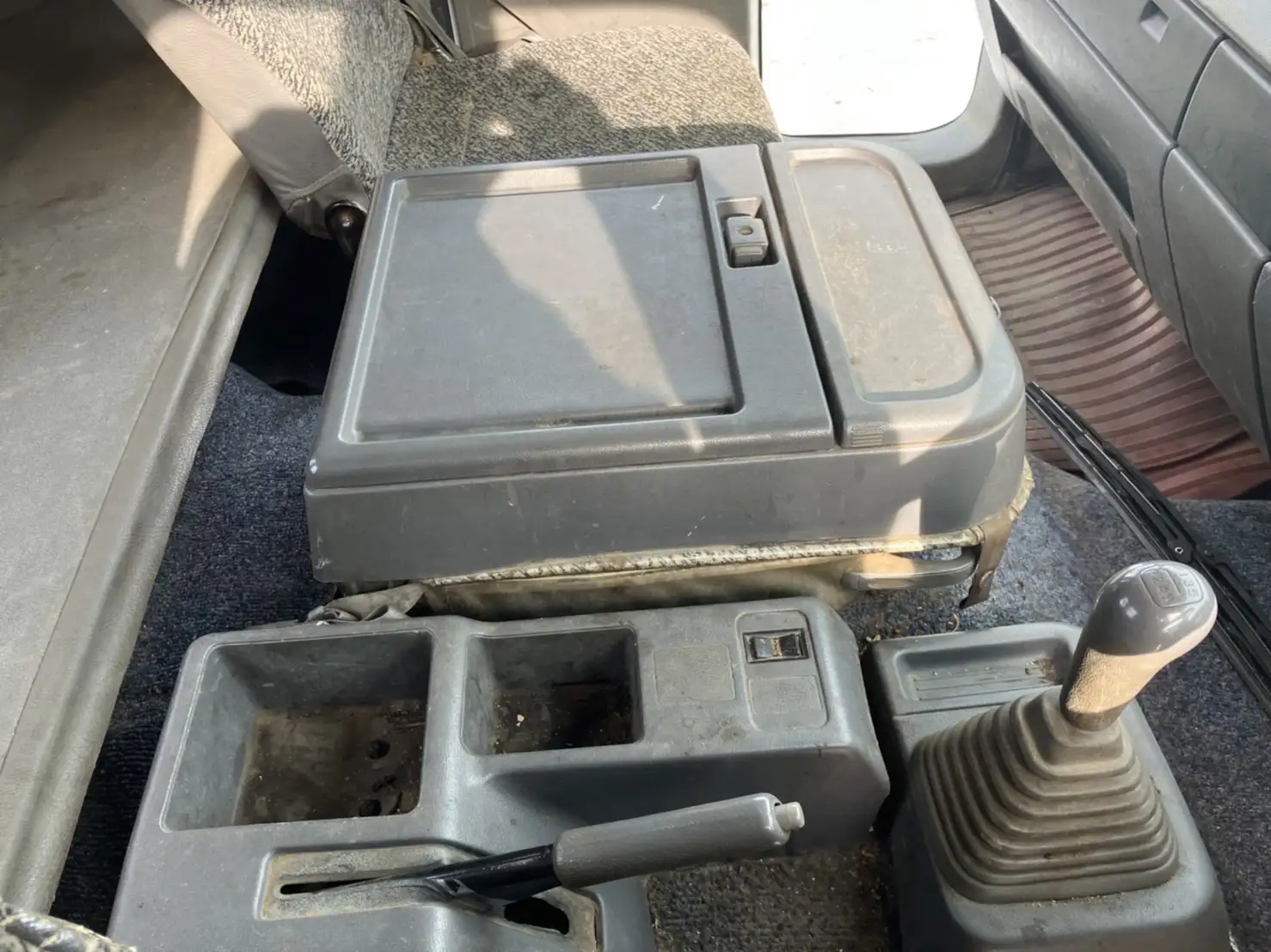 平成08年07月中古中型クレーン付日野レンジャーの画像5