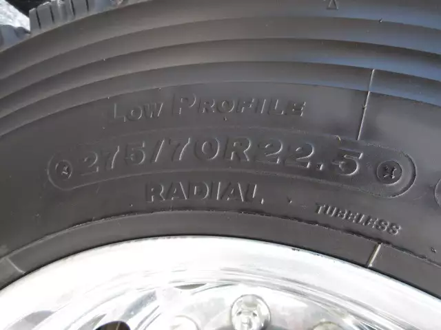 平成27年09月中古大型トラクタヘッド日野プロフィアの画像12