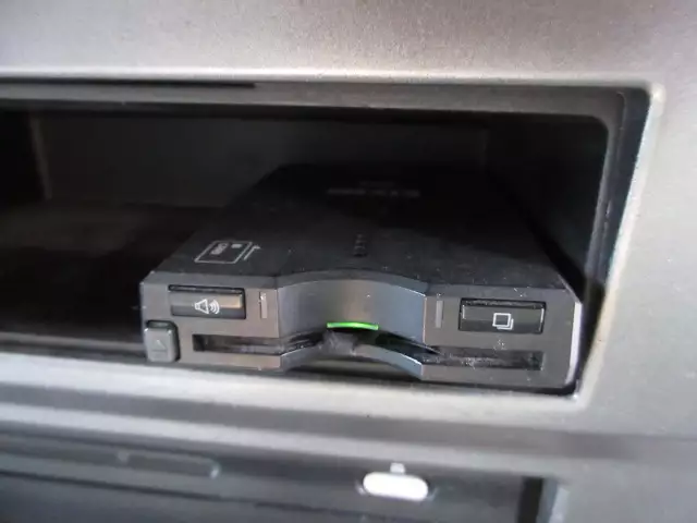 平成27年09月中古大型トラクタヘッド日野プロフィアの画像38