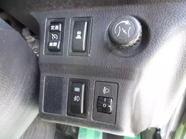 平成27年09月中古大型トラクタヘッド日野プロフィアの画像39