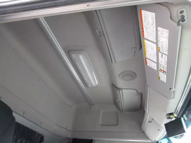 平成27年09月中古大型トラクタヘッド日野プロフィアの画像42