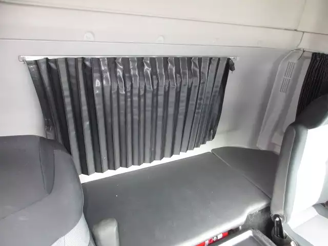 平成27年09月中古大型トラクタヘッド日野プロフィアの画像44